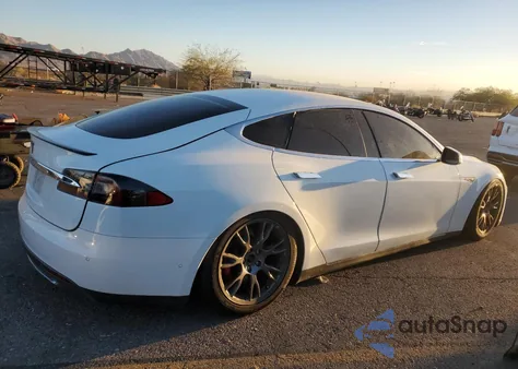 2014 Tesla Model S from USA, damaged, VIN 5YJSA1H15EFP50298